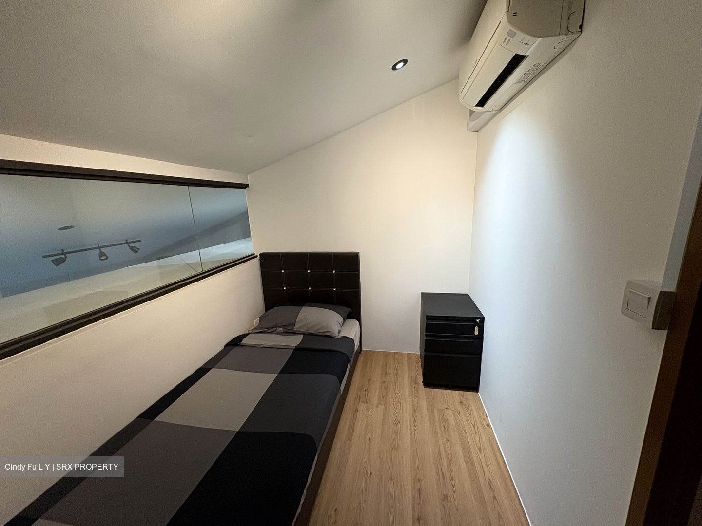 Temple Street (D1), Apartment #558589001